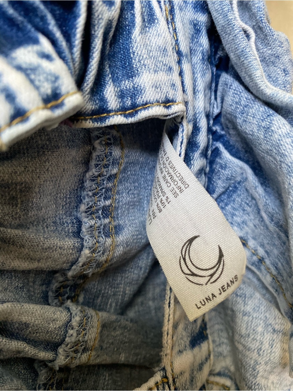 Denim Ruffle Tie-Front Crop Top - Blue - Picture 5 of 6